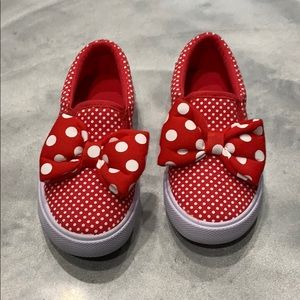 NWOT Girls Disney Slip on Shoe Sz toddler 13/1